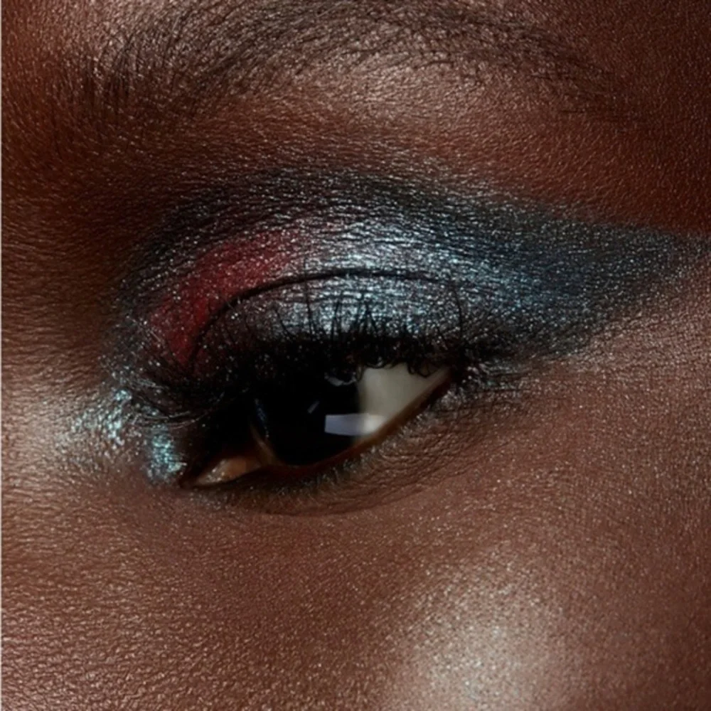 MAC Frost Eyeshadow-Starry Night